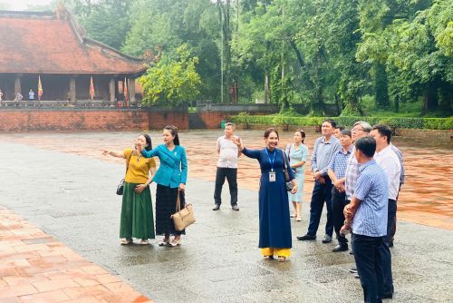 doan-cong-tac-so-van-hoa-the-thao-va-du-lich-tinh-dak-lak-khao-sat-hoc-tap-va-trao-doi-kinh-nghiem-tai-khu-di-tich-quoc-gia-dac-biet-lam-kinh